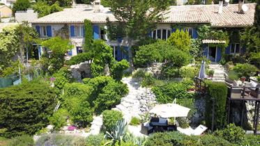 Ekstraordinær artist Villa + berømte Garden & Guesthouse