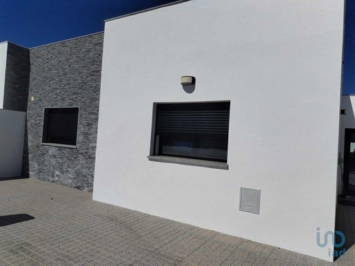 Casa T2 em São João Baptista de 136,00 m²