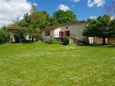 Property 15 min west of Cahors