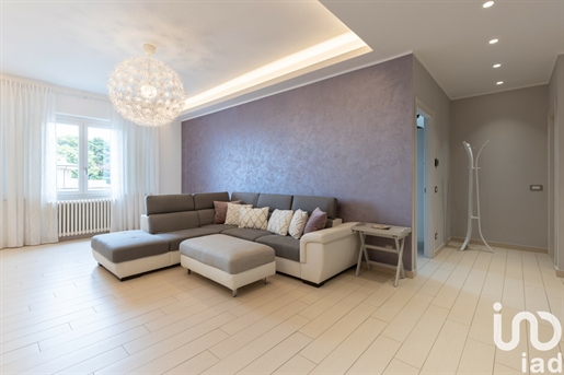 Prodaja Apartman 216 m² - 3 spavaće sobe - Montegranaro