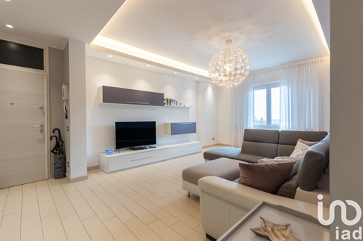 Vendita Appartamento 216 m² - 3 camere - Montegranaro