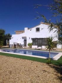 Renovated 5 bedroomed farmhouse with swimming pool