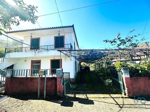 Village house with 7 Rooms in Madeira with 159,00 m²