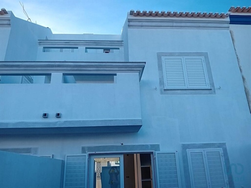 Home / Villa with 2 Rooms in Faro with 110,00 m²