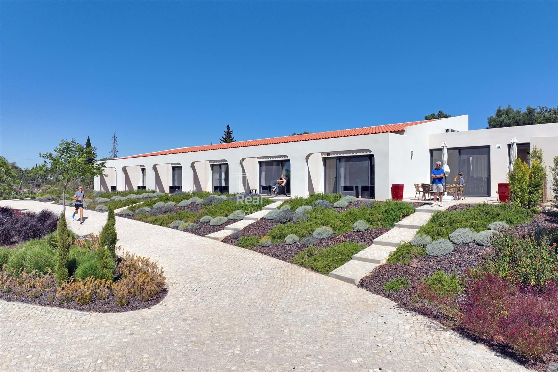 Housing and Tourism of Excellence with swimming pool - Moncarapacho and Fuseta