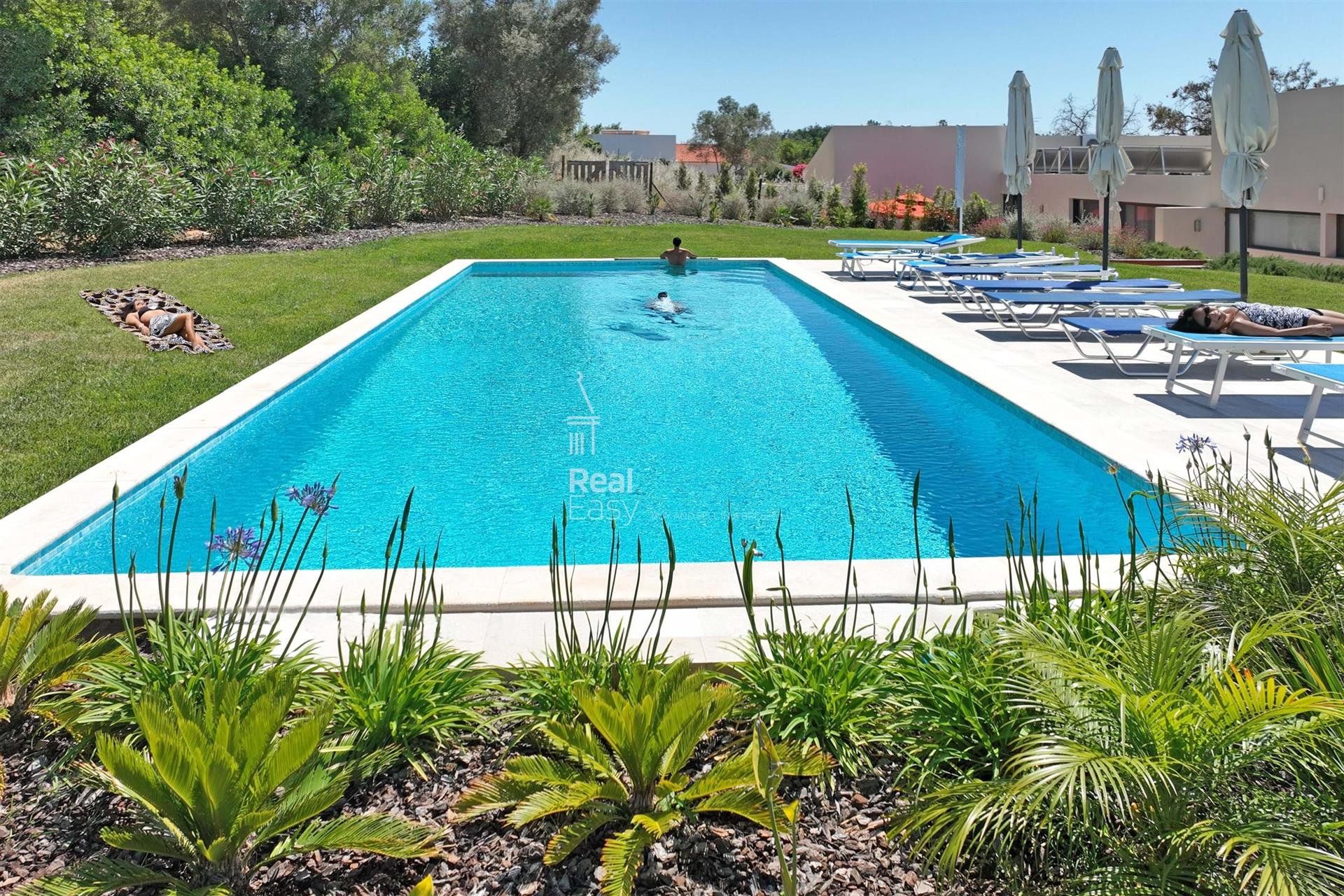 Housing and Tourism of Excellence with swimming pool - Moncarapacho and Fuseta