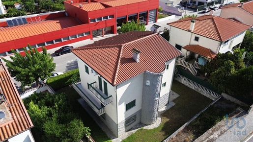 Casa de Cidade T4 em Vila Real de 300,00 m²