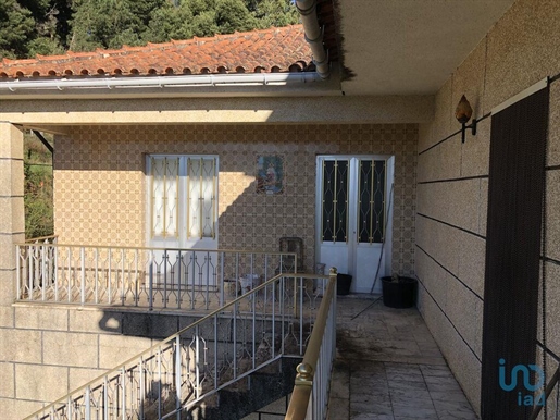 Home / Villa with 6 Rooms in Viana do Castelo with 340,00 m²