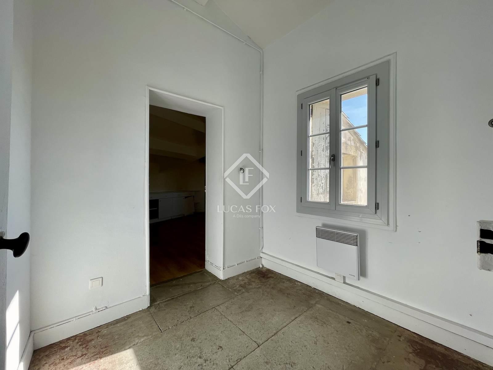 Purchase: Apartment (34000)
