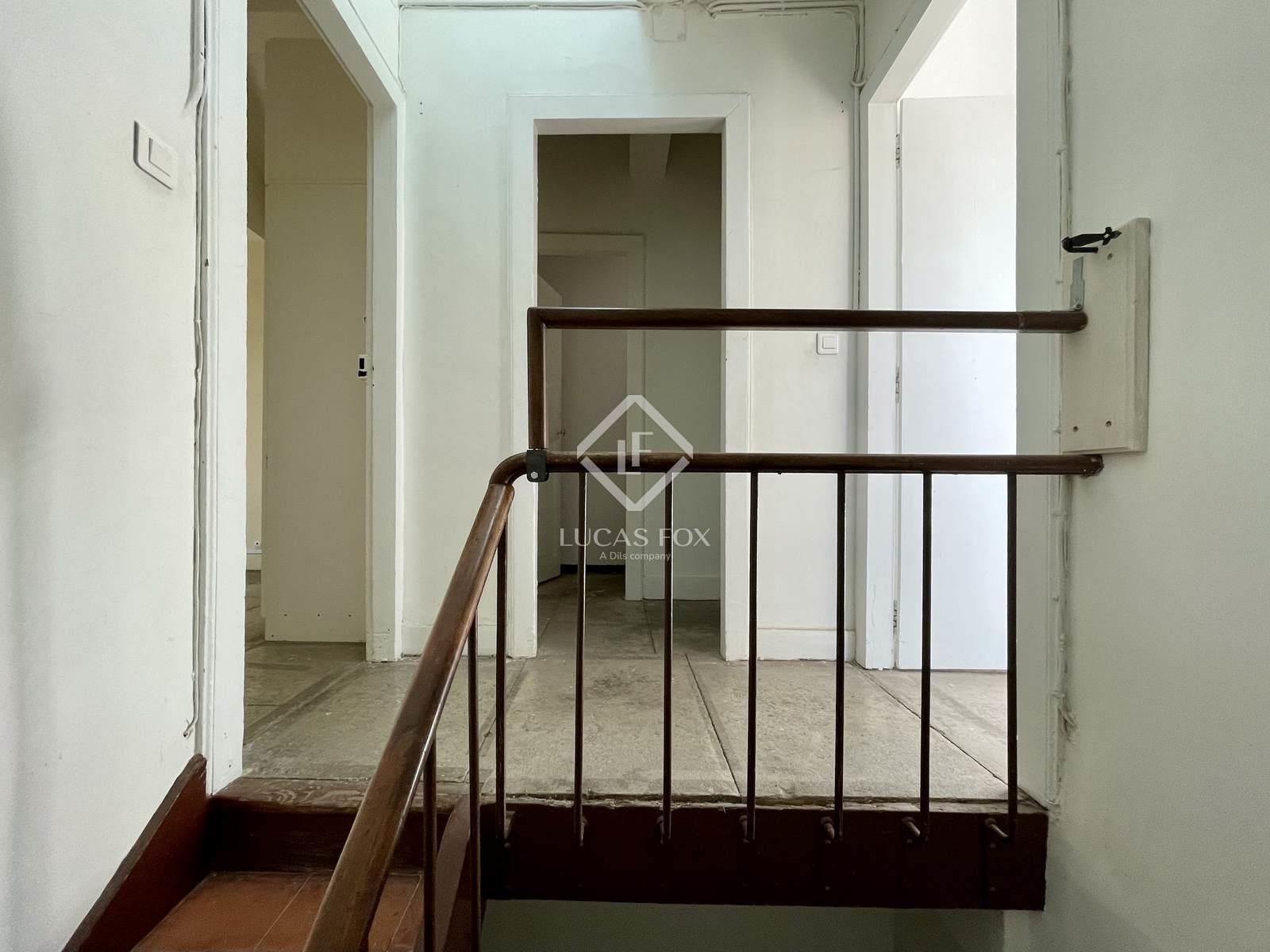 Purchase: Apartment (34000)