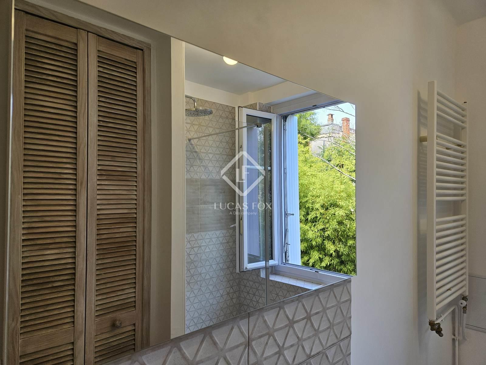 Purchase: Apartment (34090)