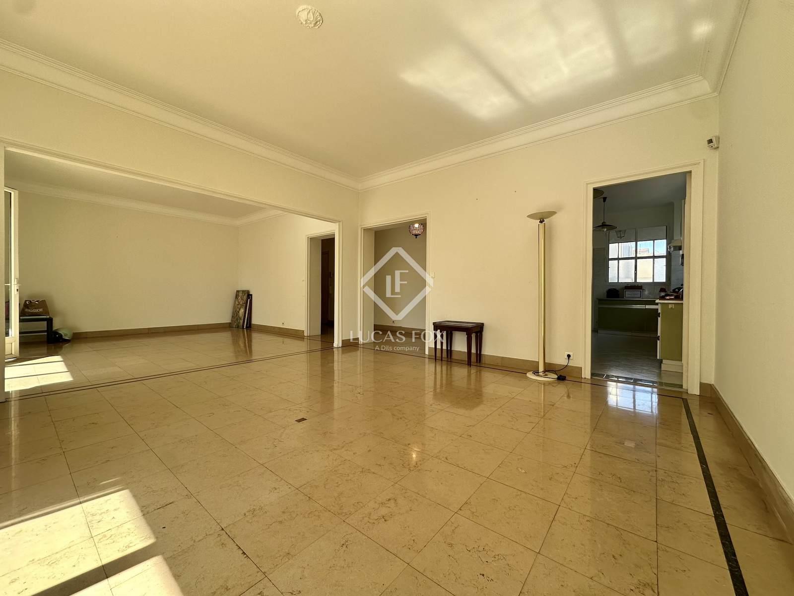 Purchase: Apartment (34000)
