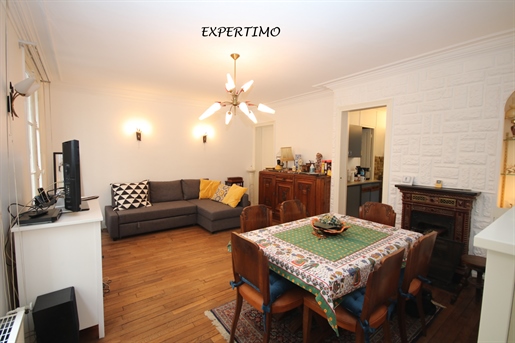 Paris 18Eme Sell 3 room duplex 79m2 with 2 independent entrances, living room 28m2 + cellar