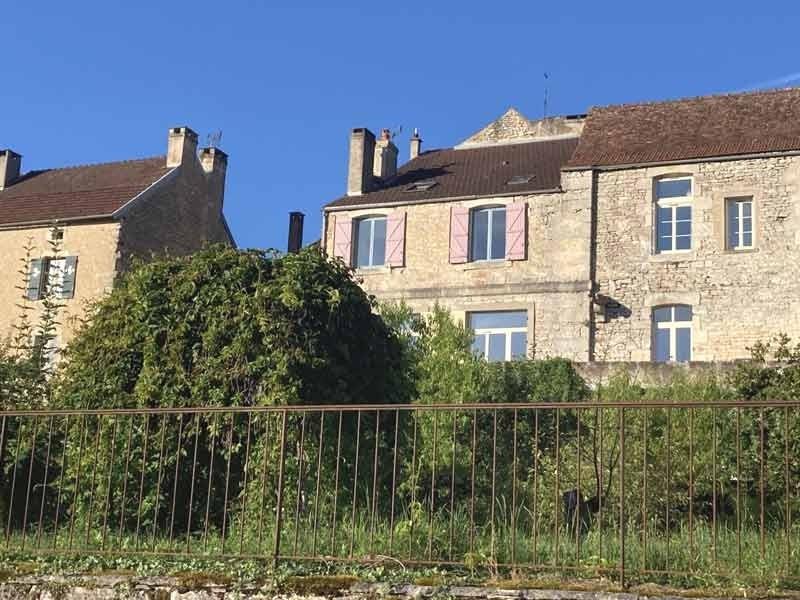 Maison de caractère, 5 chambres, parking, cave, jardin