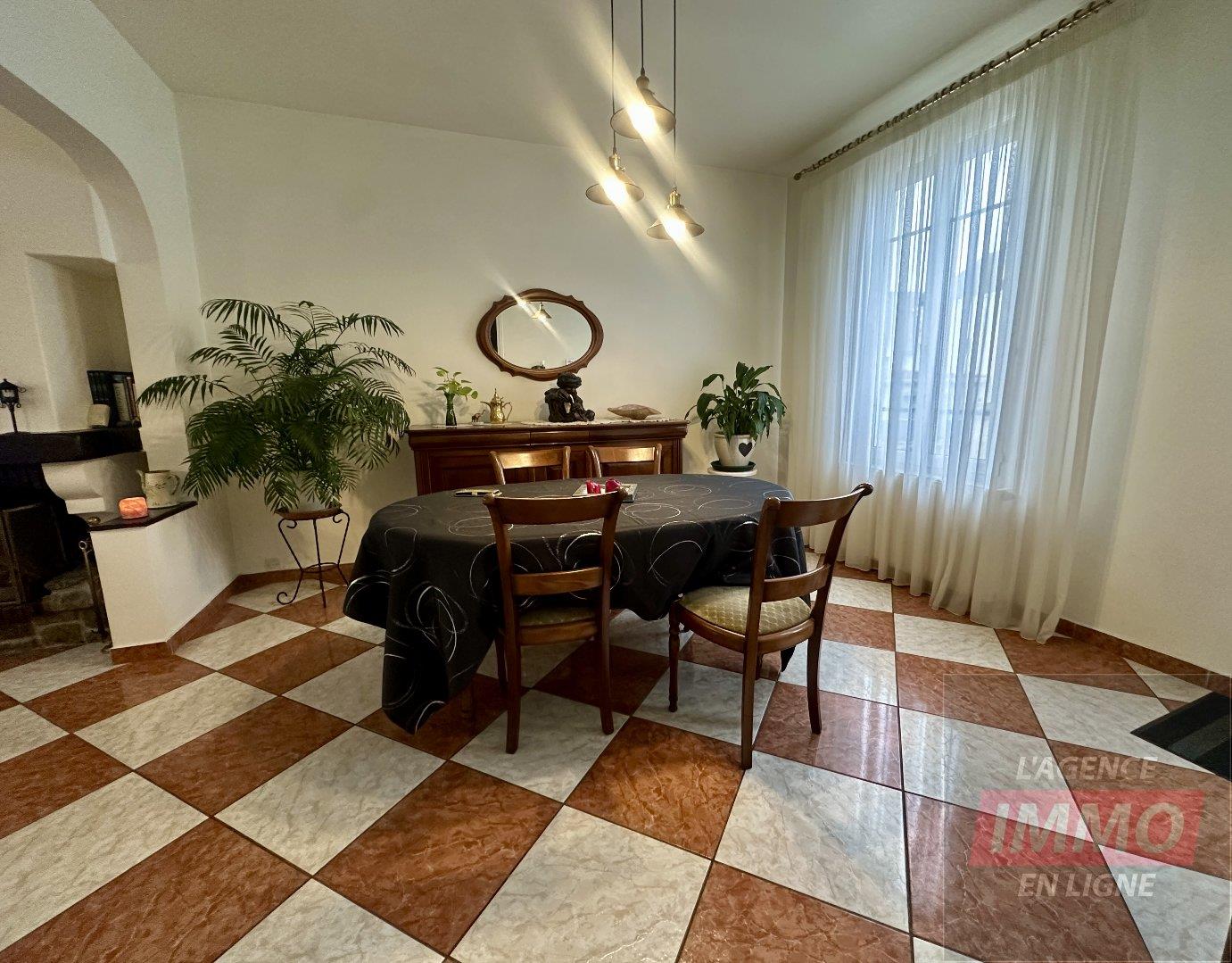 Drancy, Maison 5 Pièces,161 m2