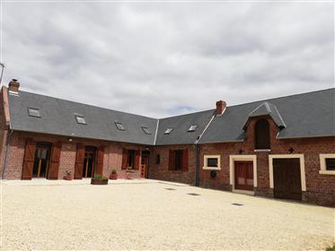 Försäljning hus/bondgård 188 kvm-Estrées-Mons