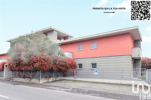 Sale Apartment 88 m² - 2 bedrooms - Cantù