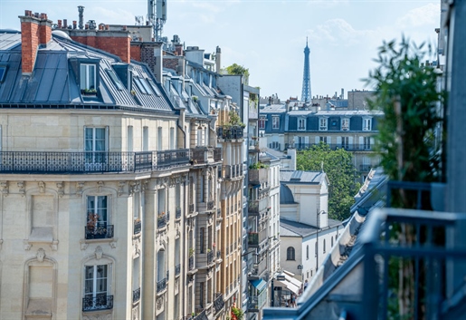 Редкий в Париже 17-й Батиньоль занимает пожизненную ренту на продажу с ежемесячным аннуитетом