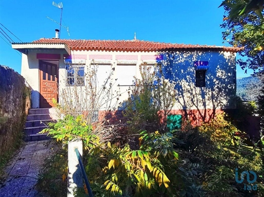 Home / Villa with 3 Rooms in Viana do Castelo with 122,00 m²