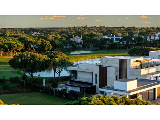 Ultramoderne Villa im Bau in Quinta do Lago