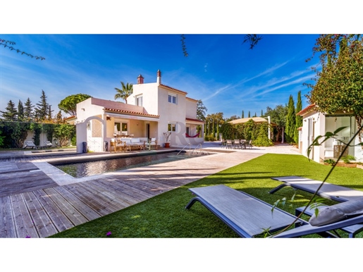 Charming 3-bed detached villa in Almancil