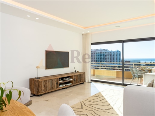 Newly renovated apartment with sea view