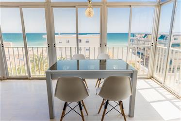 Penthouse just a stone's throw from the beach, 289m2 