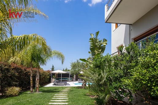 395598 - Villa à vendre à Akrotiri, 270 m², €900,000