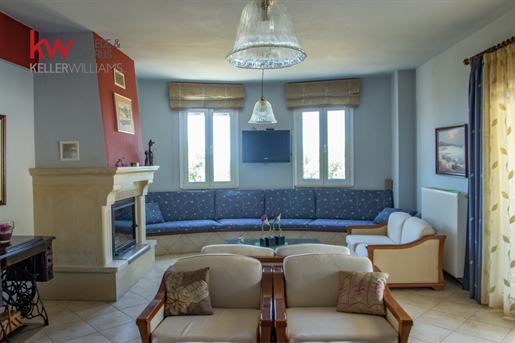 749560 - Detached house For sale, Nea Alikarnassos, 360 sq.m., €400.000