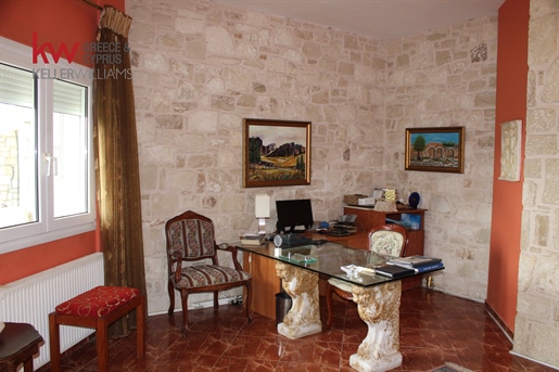764713 - Hotelcomplex Suites te koop in Agios Myronas Heraklion 582,87 m², €2,200.