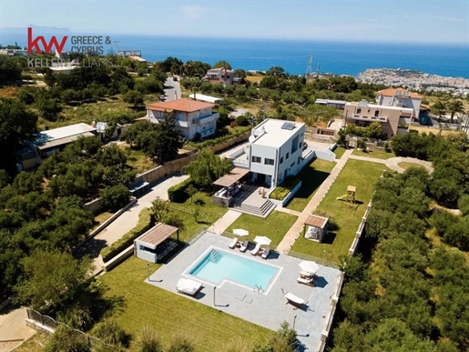 939463 - Villa Zum Verkauf in Rethymnon, 431 m², €1,200,000