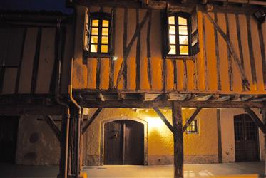 Village House i middelalderlandsbyen.