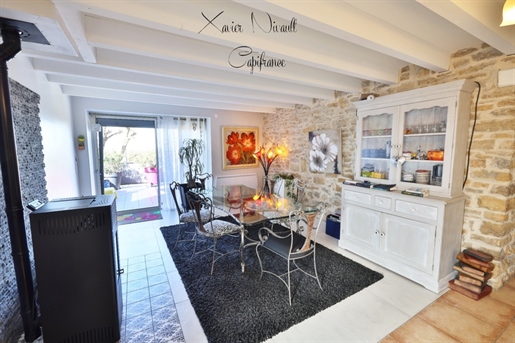 Dpt Jura (39), à vendre proche de Saint Amour maison P7 de 201 m²