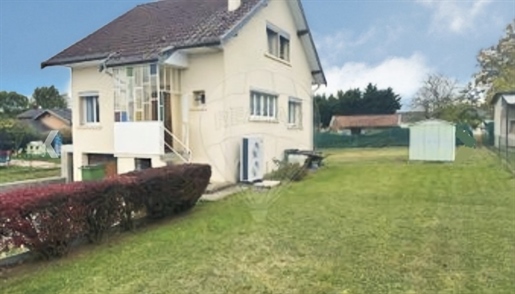 Dpt Vosges (88), zu verkaufen in der Nähe von Châtenois - T4-Haus mit 2 Garagen auf einem 770 m2 gro