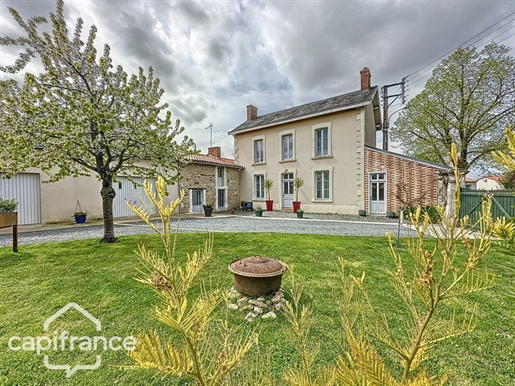 Dpt Deux Sèvres (79), te koop Oiron huis P6 van 179.7 m² - Terrein van 956.00 m²