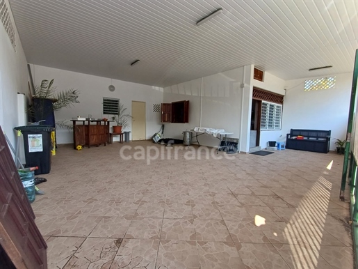 Dpt Guyane (973), à vendre Cayenne maison T4 de 90 m² - Terrain de 145,00 m²