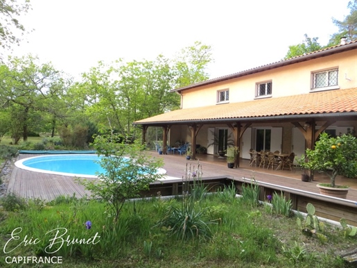 Cestas - house surrounded by nature - 5 bedrooms with apartment