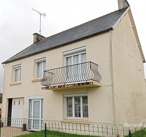 Dpt Finistère (29), for sale Rosporden - house P5 of 105m² -Land of 646-