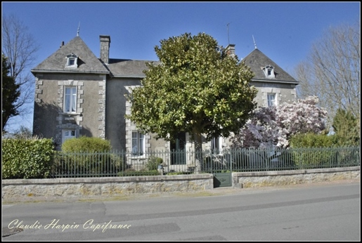 Dpt Deux Sèvres (79), for sale Mazieres En Gatine house P7 of 185 m² - land 4466 m² - 4 bedrooms