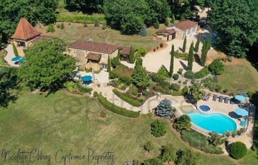 Dpt Lot (46), for sale near Cahors Exceptional estate Aoc Cahors P12 of 418 m²