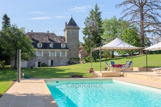 Dpt Corrèze (19), for sale near Curemonte, in a small idyllic hamlet, charming Château P14 of 302 m²