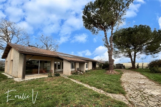 Dpt Lot et Garonne (47), à vendre proche de Clairac maison P7 de 180 m² - Terrain de 1 800,00 m² - P