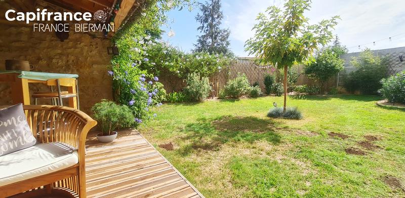 Rare and Exceptional! House with 4 Master Suites ?
