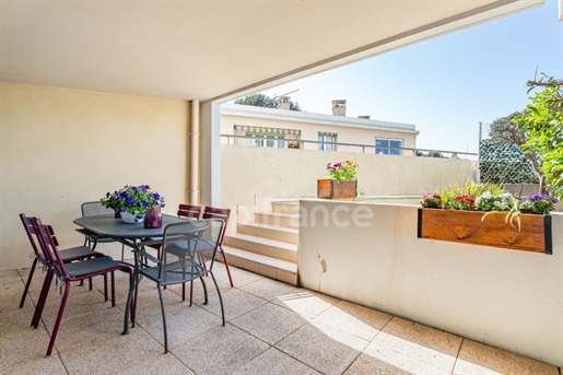 Dpt Bouches du Rhône (13), zu verkaufen Marseille 7Eme Arrondissement Wohnung T4 von 85 m² - Plain 