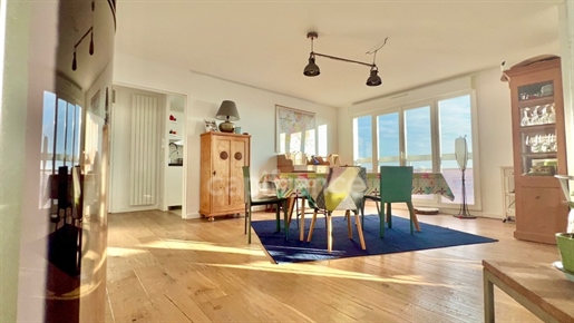 Dpt Finistère (29),Brest, near city center, apartment 159 m2, top floor, terrace, pano view