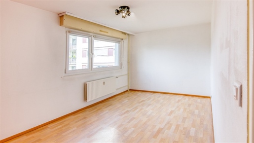 Dpt Haut-Rhin (68), zu verkaufen Illzach T5-Wohnung von 96,56 m² mit Balkon und Garage