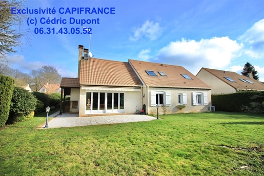 Dpt Seine et Marne (77), for sale Lesigny house P7 of 185.86 m² - Land of 904.00 m²