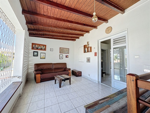 Dpt Guadeloupe (971), à vendre Saint-Francois maison 4 pièces de 150 m² - Terrain de 163 m²