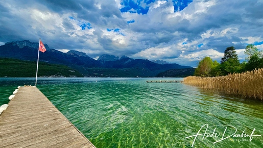 Dpt (74), for sale property on Lake Annecy