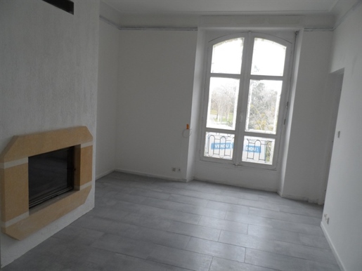 Dpt Allier (03), te koop Neris Les Bains T6 appartement van 140 m²